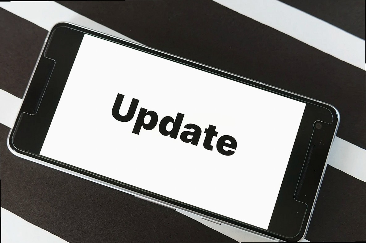 mockup, screen, smartphone, website, blog, word, update, software, tool, news, information, upgrade, keep, to enhance, i